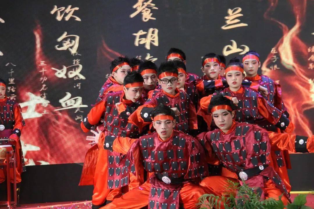 迷宫塔